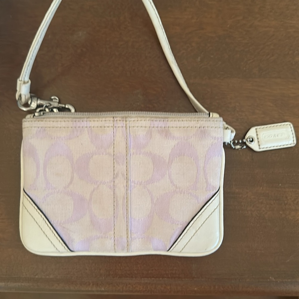 Vintage coach wristlet - Picture 2 of 4